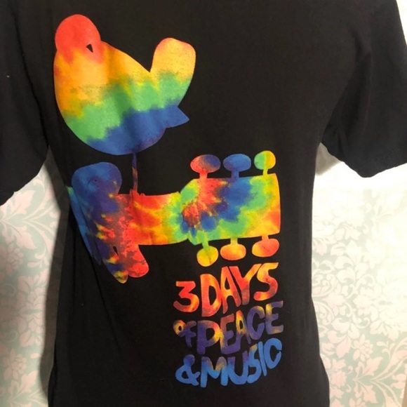 Woodstock 1969 Logo T-Shirt - Picture 4 of 5